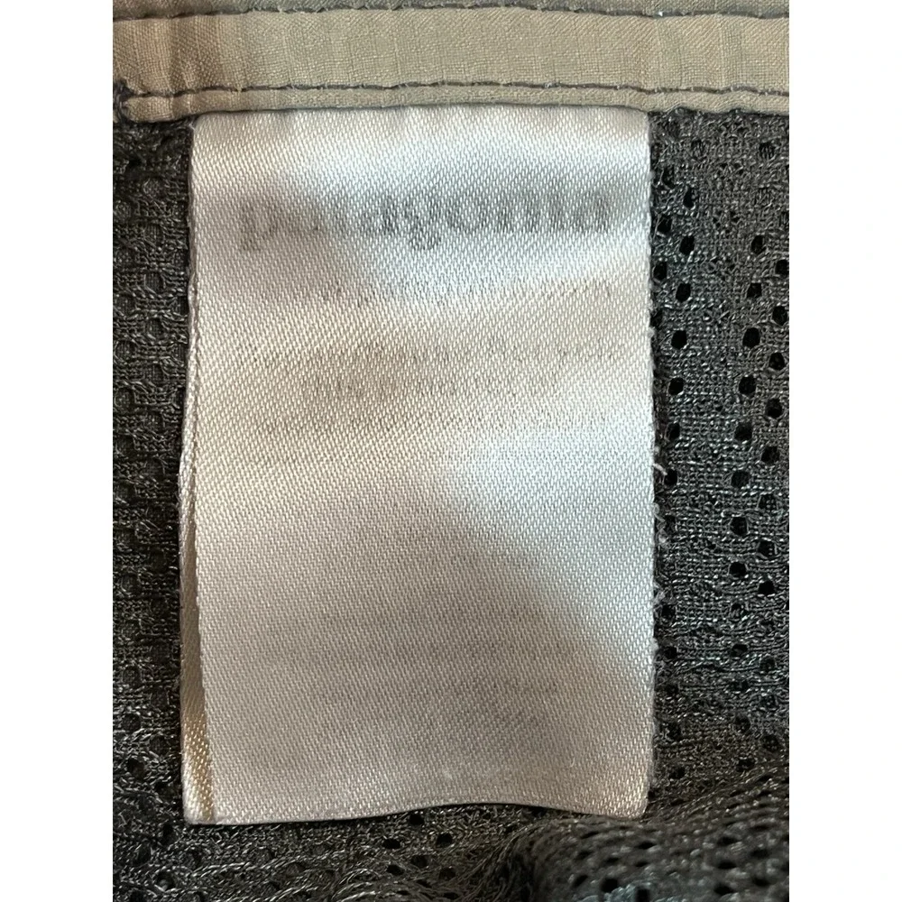 Patagonia Wavefarer Walk Shorts Mens 35 Feather Gray Stretch Casual Golf Swim